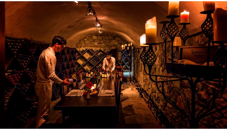 The Danai, Халкидики